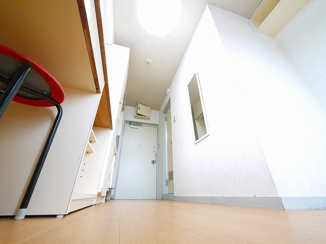 マンションアモリーノの洋室