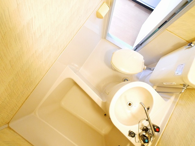 マンションアモリーノの浴室