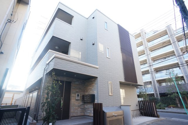 エム・グランツ