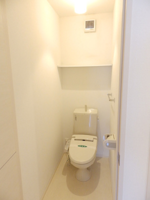 【トイレ】 | セントレドゥブランシェU | 落ち着いた色調のトイレです