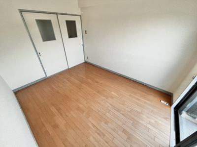 【洋室】 | メゾンエルヴィー