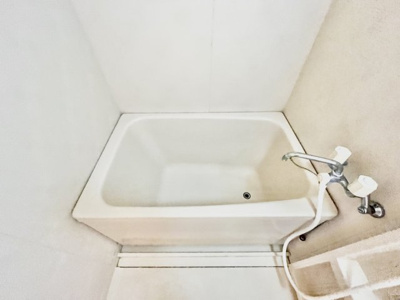 【浴室】 | メゾンエルヴィー