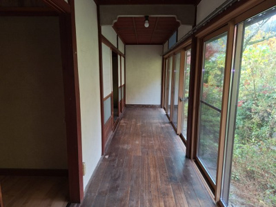 【その他共用部分】 | 市島町A邸貸家 | 縁側