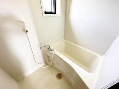 【浴室】 | サンシャイン白馬B | ※同物件、別のお部屋の写真です。