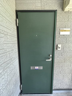 【玄関】 | サンシャイン白馬B | ※同物件、別のお部屋の写真です。