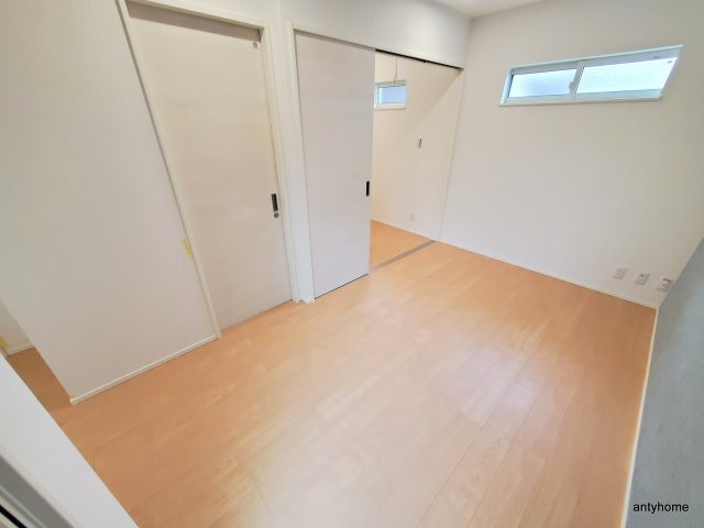 MOVE TSUKAMOTO 仲介手数料無料の寝室
