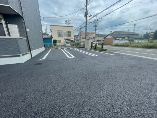 グランフィオレの駐車場