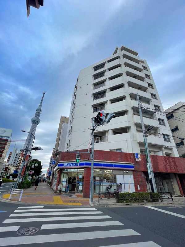 グリーンキャピタル吾妻橋　8階　角　部屋　リ　ノベーション済　家具付の外観