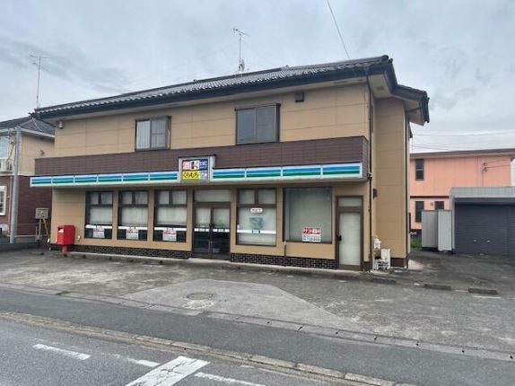 部屋番号：A・B  の外観