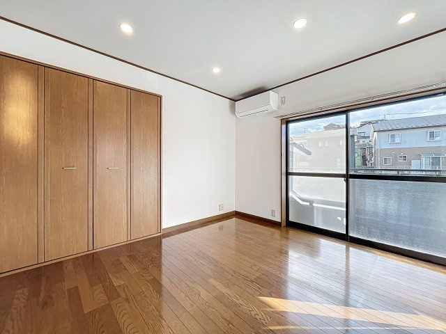 ハイツSEIUNの居間・リビング