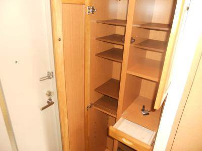 アーバネックス室町の設備|シューズＢＯＸ