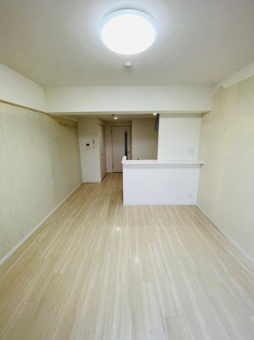 仲介手数料0円！！グランメゾン黒川の居間・リビング