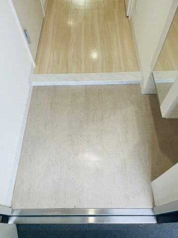 仲介手数料0円！！グランメゾン黒川の玄関