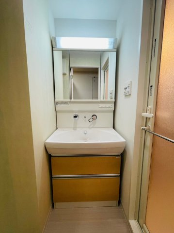 仲介手数料0円！！グランメゾン黒川の洗面所