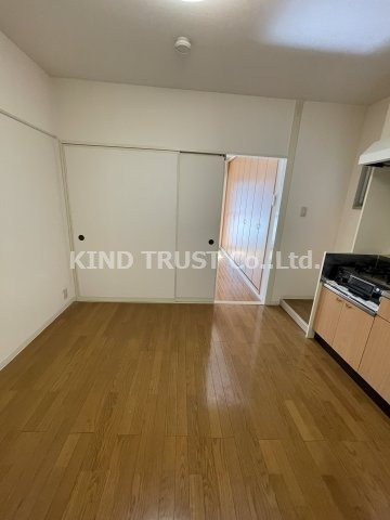 サンライズ菅栄の居間・リビング|ゆったり過ごせるリビングです