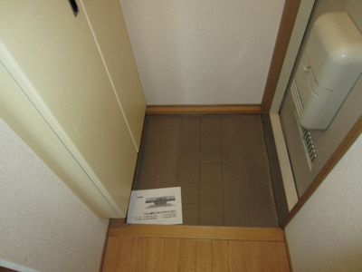 【玄関】 | ラッキービレッジ