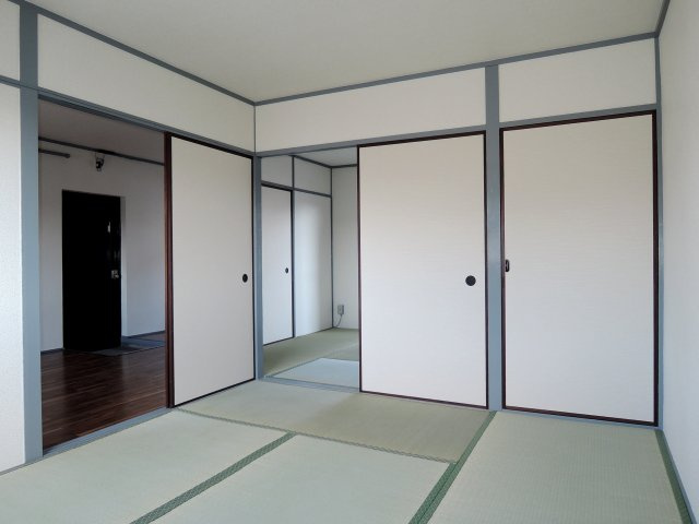 【居間・リビング】