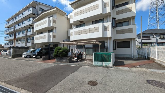 【駐車場】 | メゾンフジタ