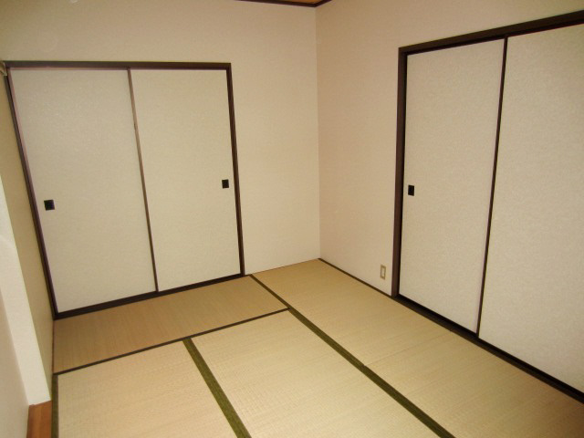 【寝室】 | 清酒　岸和田城ハイツ