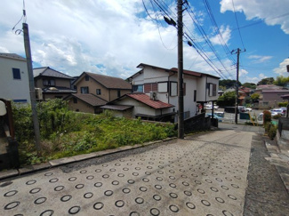 【前面道路含む現地写真】