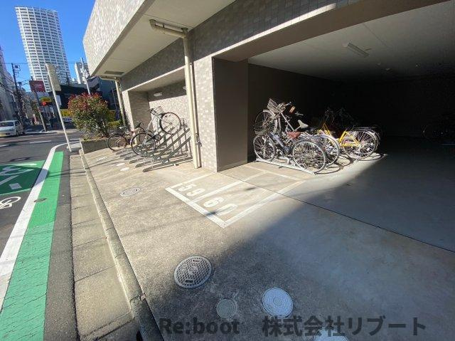 BPRレジデンス船橋の駐車場