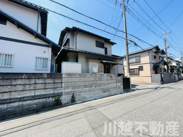 閑静な住宅街の北西角地の整形地の外観|古家つき売地、好評発売中！（令和5年6月7日撮影）