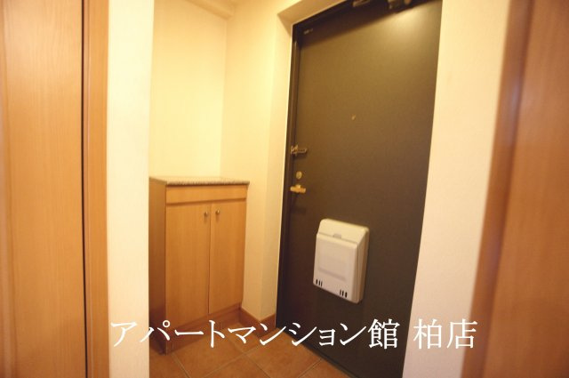プティネージュの玄関