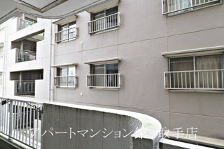 【バルコニー】 | ブルックスとりで