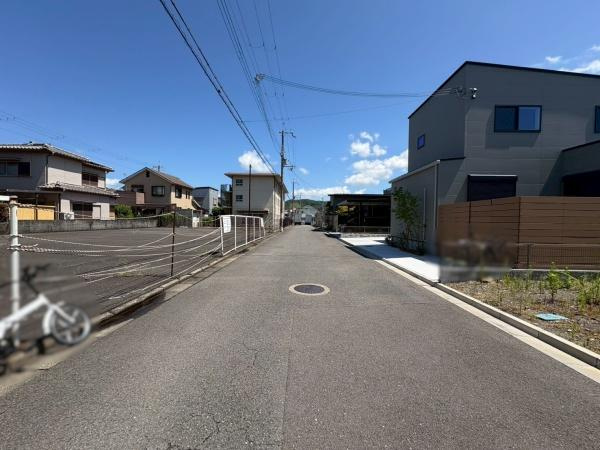 和歌山市木ノ本　1号地　の前面道路含む現地写真