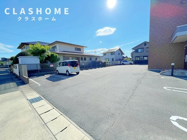 グレイスの駐車場