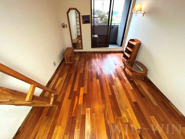 セザンヌ原町 4の寝室