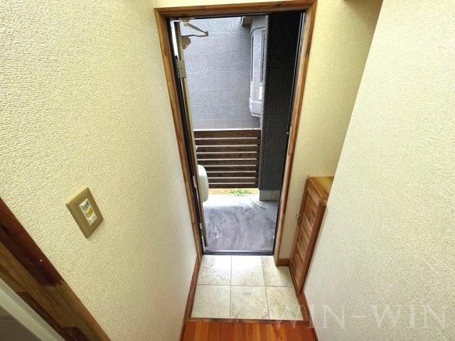 セザンヌ原町 4の玄関