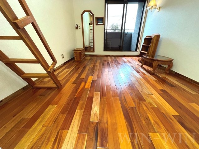 セザンヌ原町 4の寝室