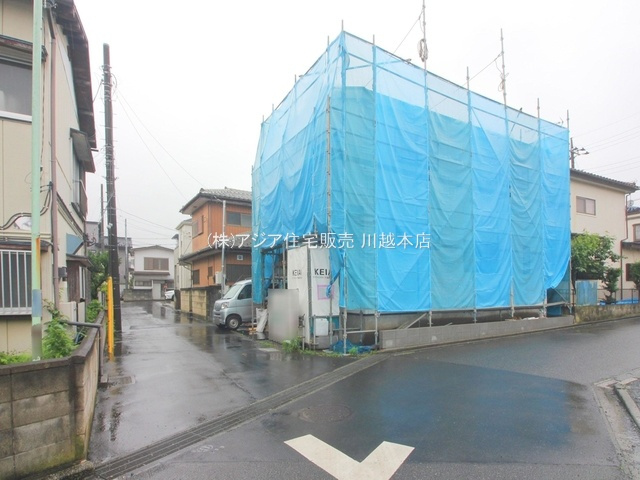 川越市下広谷6期　新築戸建の前面道路含む現地写真