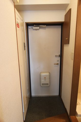 【玄関】 | ハイツよつば