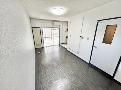 【居間・リビング】 | RIZEONE富田林レジデンスI