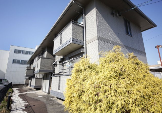 セジュール名和の外観