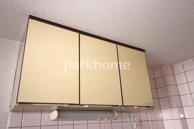 しおやハイツの収納