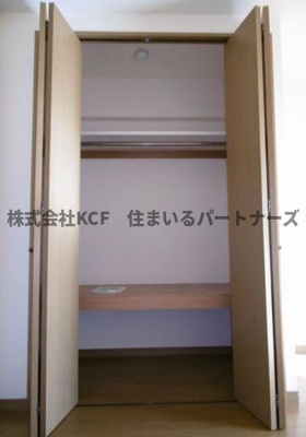 【洗面所】 | ラ・エスペランサ | 明るい洗面所です