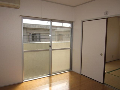 【洋室】 | サンテラス束本