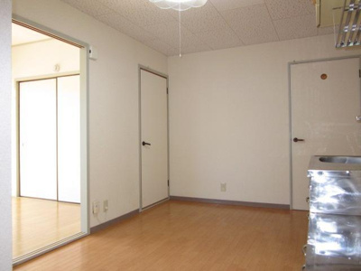 【キッチン】 | サンテラス束本