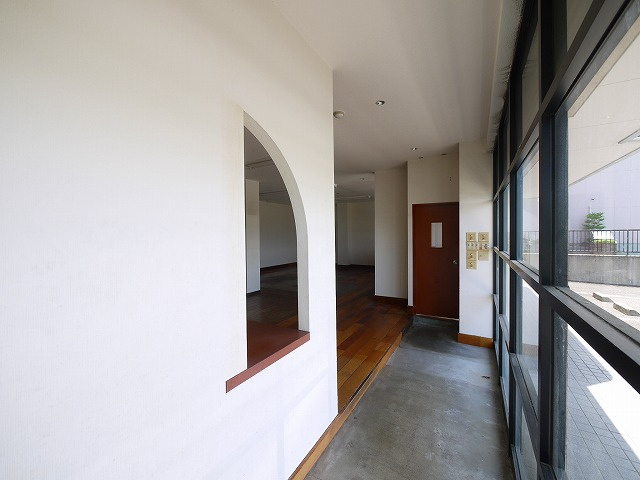 コンフォール州見台3番館のその他