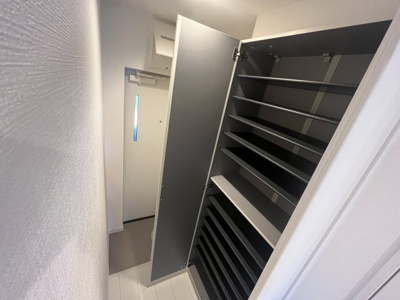 【収納】 | Ambition岩槻本町 | 下駄箱も充分な容量