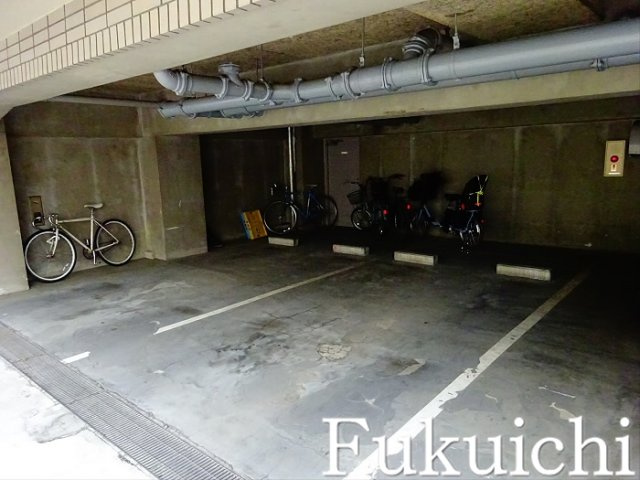 サンセブン柿の木坂の駐車場