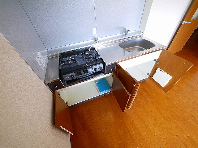 クレスト東生駒のキッチン|キッチンでお料理をお楽しみください