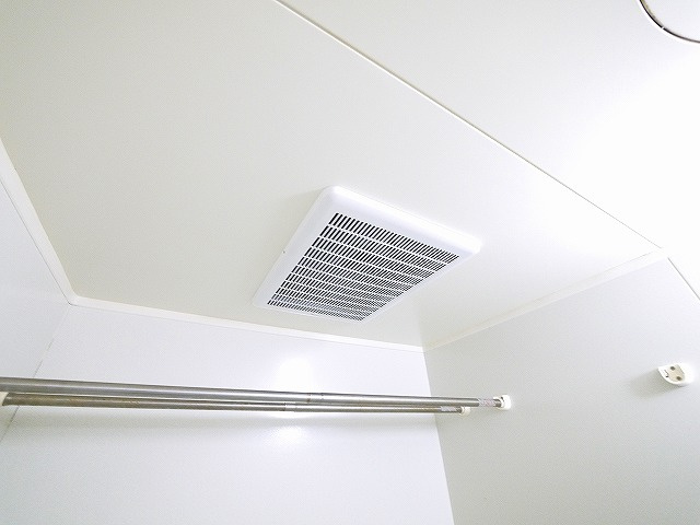 クレスト東生駒の設備|浴室乾燥機