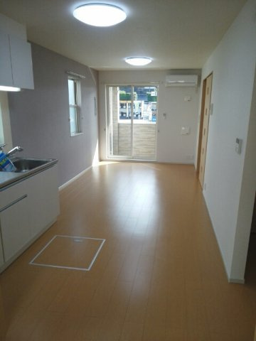 サンライズ錦Ｂの居間・リビング|ゆったり過ごせるリビングです