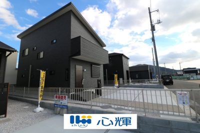 【前面道路含む現地写真】 | サンコート防府市田島（１号地） | 明るい日差しが差し込む現地。車もゆったり駐めることが出来ます。ぜひ現地をご覧下さい。
