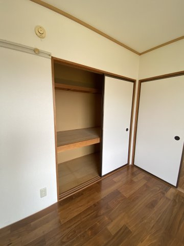 グリーンアーバンの収納|南側洋室の押入です。