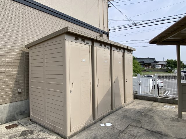 グリーンアーバンの収納|外物置使えます